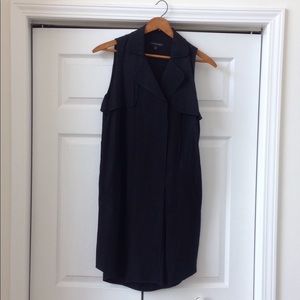 Classic sleeveless coat dress in size 8